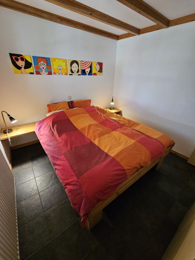 Het tweepersoonsbed, 160 × 200 cm
